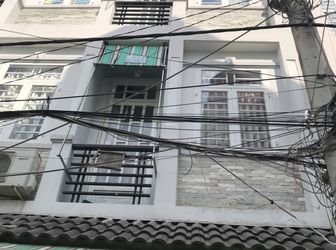 Cho Thuê Nhà Nguyên Căn Hẻm 2020 Huỳnh Tấn Phát. Diện tích 3X8M. 1 Trệt, 2 Lầu, 3 Phòng ngủ. Giá 5 Triệu/Tháng.