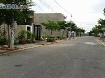 Bán Gấp Nhà Mặt Tiền Đường Nguyễn Hữu Trí ,75M2 / 2.2 Tỷ