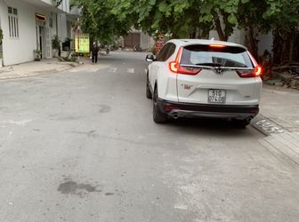 Bán Đất Khu Công Ích . Dt 5X17.6M. Hướng Bắc . Đường 12M. Giá 6.5 Tỷ .Bớt Lộc .