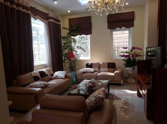  Biệt Thự Làng Việt Kiều Châu Âu Đẹp Không Tì Vết, 256M2, 3 Tầng. Giá 27 Tỷ 