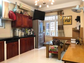 Bán Nhà Ngõ 360 Xã Đàn 30M2, 4 Tầng Nhà Đẹp Về Ở Ngay.