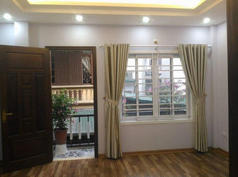 Bán Nhà Đẹp Đê La Thành Đống Đa 40M X 6 Tầng Thang Máy 4.8 Tỷ