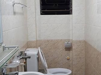 3 Bước Ra Hồ,  Nhà Thanh Xuân, Lô Góc, Ngõ Ô Tô! 51M Chỉ 3,5 Tỷ. Lh: 0965041412!