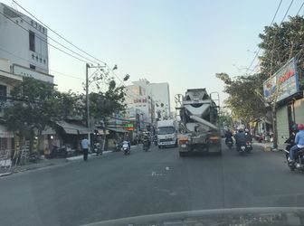 Bán Nhà Mặt Tiền đường Huỳnh Tấn Phát Quận 7 . Diện tích12X10M. 1Trệt,1Lầu. Giá 13.6 Tỷ Thương lượng