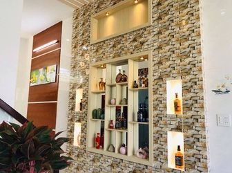 Bán Nhà Lô Góc Lê Thanh Nghị 51.5M2 X 4 Tầng. Ngõ Rộng Ô Tô Đỗ Cửa. Giá 4.2 Tỷ. 