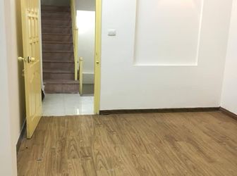 Bán Nhà Phố Lê Trọng Tấn 40M, 5 Tầng, Phân Lô Ô Tô, Nhà Mới, 4.6 Tỷ