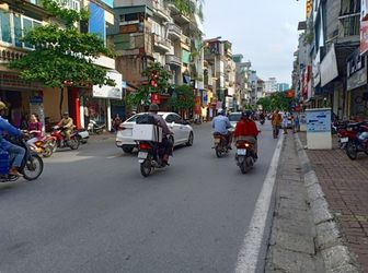Mặt Phố Bạch Mai 300M2 Giá 58 Tỷ Mặt Tiền 8M Vị Trí Đẹp Nhất Phố.