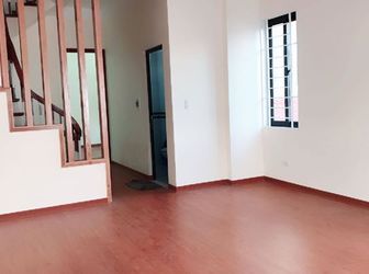 Bán Nhà Ngọc Thụy, Long Biên Ô Tô Đỗ Cổng, Dt 48M2*4. Mt 4.5M, 2,9 Tỷ