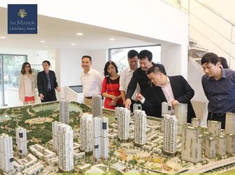 Bán Biệt Thự 200M2 Bàn Giao Full Nội Thất, Cạnh Công Viên 110Ha, T8/2019 Nhận Nhà