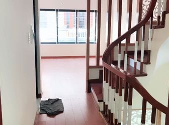 Cực Hót Bán Nhà Nguyễn Văn Cừ, Long Biên 5 Tầng Mt 5M, 38M Ô Tô