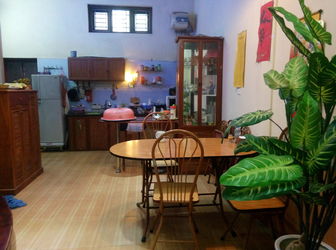 Bán Nhà Riêng Phố 8/3 - 4 Tầng - 41M2 SĐCC - Q.Hai Bà Trưng