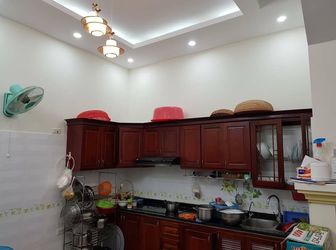 Bán Nhà Vàng Vũ Tông Phan 40M, 5 Tầng, Mt 4M, Giá 2.7 Tỷ