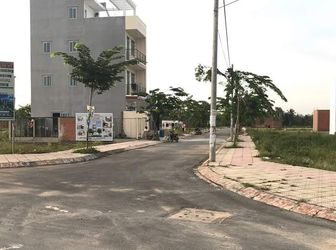 Tôi Cần Bán Gấp Lô Đất Ở Đường Số 400 Gần Bệnh Viện Ung Bướu 2 Quận 9 