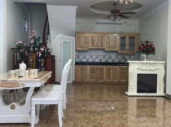 Bán Nhà Riêng, Phân Lô, Kinh Doanh Nhỏ Ở Ngã Tư Sở.