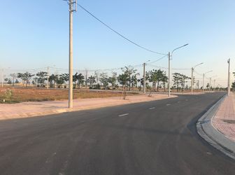 - Cần Bán Lô Đất Sổ Riêng Từng Nền Giá 2 Triệu 500 Nghìn 1M2.