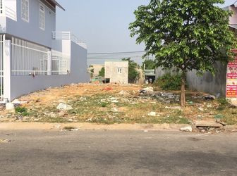 Thiếu Hụt Vốn Kinh Doanh Sang Gấp 300M2 Mặt Tiền Đường Nhựa 16M Sổ Đầy Đủ. LH Chú Oanh - 0933935222