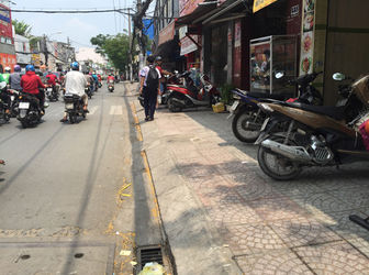 Bán Mặt Tiền Lê Quang Định, P7, Dt 130M2, 16.2 Tỷ. Đường 20M Vỉa Hè 2.5 M