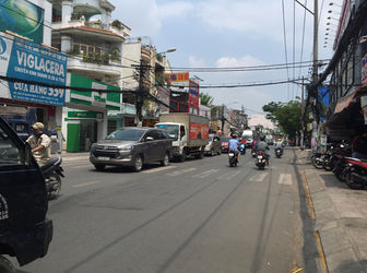 Bán Mặt Tiền Lê Quang Định, P7, Dt 130M2, 16.2 Tỷ. Đường 20M Vỉa Hè 2.5 M