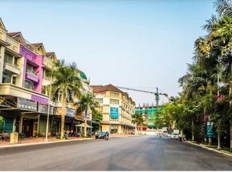 Cho Thuê Tầng 1 ,tầng 2.nhà Mặt Tiền Trần Trọng Cung .dt 5X25M. 2Pn. Giá 9-10 Tr / Tháng .