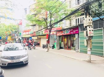 Chỉ 12.5 Tỷ Sở Hữu Nhà Đẹp Ngụy Như Kon Tum, Lô Góc 5X65M2, Vỉa Hè,  Ô Tô Tránh, Kinh  Doanh  Đỉnh