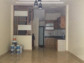 Nhà Đẹp Đường Hồ Tùng Mậu. Giá 2,45 Tỷ