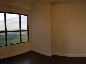 Cho Thuê Vinhome Central Park Giá Tôt Nhât Thị Trường : Thuan: 0935136491