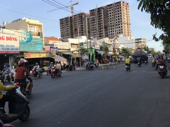 Cho Thuê Nhà Mặt Tiền Huỳnh Tấn Phát .P. Phú Thuận .Dt 5X28M. Giá 25 Tr / Tháng .