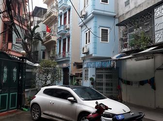 Bán Nhà Ở Kinh Doanh Trong Phố Hoàng Quốc Việt 35M2 X 5 Tầng - Mặt Tiền 4.5M - Giá 5.5 Tỷ