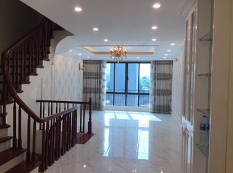 Bán Gấp Nhà Ngay Trung Tâm Gần Bến Xe Mỹ Đình, Liên Hệ Trực Tiếp 039 223 6895