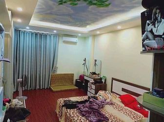 Bán Nhà Lô Góc Hoàng Văn Thái Gara Ô Tô Siêu Đỉnh - 38M2 X 5 Tầng - Giá 5.6 Tỷ