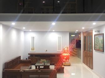 Bán Nhà C4 Mặt tiền Vũ Quỳnh - Diện tích 75M2 Đường 5,5M