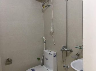 Bán Nhà Mặt Ngõ Thoáng Phố Tôn Đức Thắng, Giá 3,6 Tỷ Có Nhà 5 Tầng .