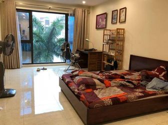 Bán Nhà Mặt Ngõ Thoáng Phố Tôn Đức Thắng, Giá 3,6 Tỷ Có Nhà 5 Tầng .