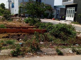 Bán Lô Đất 83M2 Thổ Cư 100% Giá 2Ty4 Thương Lượng Tại Ngô Chí Quốc.