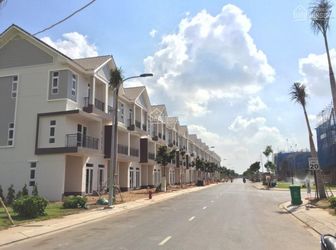 Đất Shophouse Bình Chánh, Liền Kề Bệnh viện Chợ Rẫy 2 - Nhi Đồng 3 Chỉ 18 Triệu/m2, Xây dựng tự do - Lh 0906760116