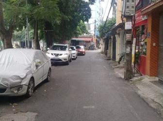 Cho Thuê Gấp Nhà Nguyên Căn Mặt Phố Đặng Tiến Đông, Diện tích: 65M2
