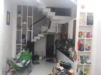 Cần Bán Nhà Đẹp Khu Nguyễn Khang, 5 Tầng, Giá 3 Tỷ 150 Triệu.