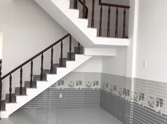 Nhà Lầu Bình Chánh 98M2 Y Hình, Trả Trước 895 Triệu Ở Ngay