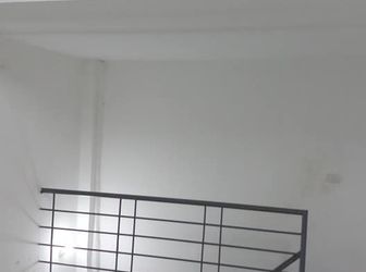 Bán Nhà Cực Hiếm Phố Nguyễn Ngọc Nại, Ô Tô, Ngõ Thông, Kinh Doanh, 23M2, 2.65 Tỷ