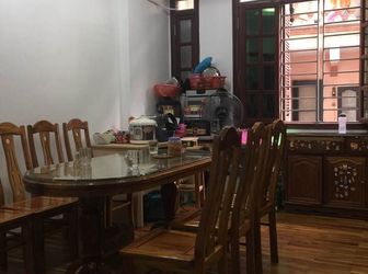 Bán Nhà Phố Chùa Bộc Diện tích 31M2 x 4 Tầng, Giá 2,8 Tỷ