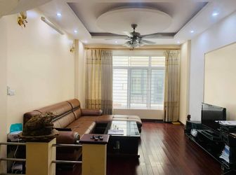 Bán Nhà Phố Doãn Kế Thiện, Phân Lô, Gara Ô Tô,ở Ngay, Dt 50M2, 5 Tầng, Giá 6 Tỷ.