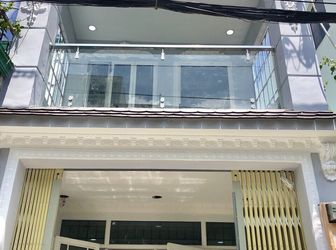 Bán Nhà Hxh Đặng Nhữ Lâm . Dt 3X14M. 1Trệt,1 Lầu ,2Phòng Ngủ. Giá 2.73 Tỷ .