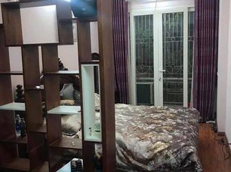 Cầm Tiền Thì Sợ Tiền Rơi, Cầm Tiền Mua Nhà Chẳng Lo Thiệt Gì