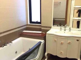 Nhà Mới Đẹp, Ở Luôn, Ô Tô,đội Cấn, Liễu Giai, Ba Đình,60 M2X 5T, 5.5 Tỷ.