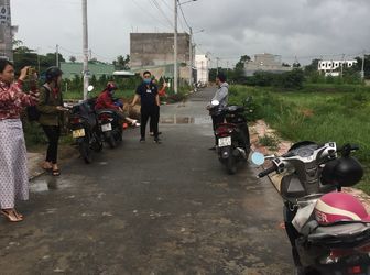 Vợ Chồng Tôi Cần Bán Một Lô Đất Mặt Tiền Đường Ngô Chí Quốc Cho Con Đi Du Học Nước Ngoài