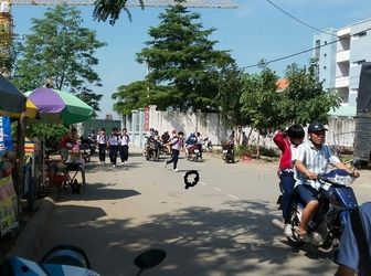 Tôi Cần Bán Gấp Lô Đất 130M Sổ Hồng Riêng Đường Nguyễn Thị Lắng 