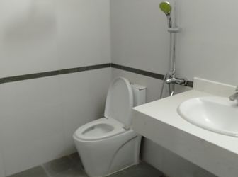 Cho Thuê Nhà Tại Kđt Đại Kim, Hoàng Mai, Dt 55M2, Nhà 4.5 Tầng, Mặt Tiền Rộng, 23 Tr/Tháng. Lh: 0963376379