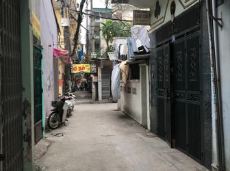 Bán Nhà Lô Góc Kim Ngưu! Dt: 30,5M2, Nhà 5 Tầng, Chỉ Việc Sách Vali Về Ở.			