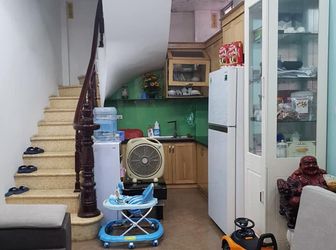 Bán Nhà Hai Bà Trưng 5T, Mt 4M, Diện Tích 34M2, Giá 2,55 Tỷ.