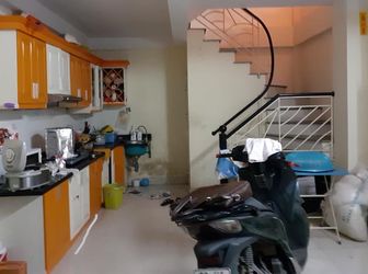 Bán Nhà Ngõ 208 Tam Trinh 30M2, 5 Tầng 2.2 Tỷ. Về Ở Ngay.